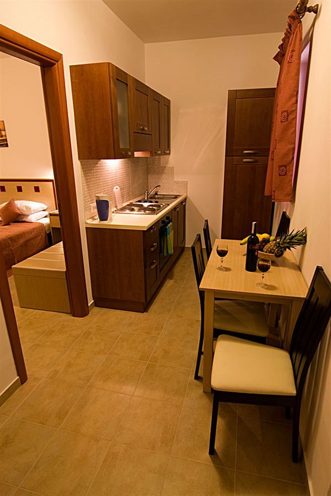 Lindos Blue Sky Aparthotel Екстериор снимка