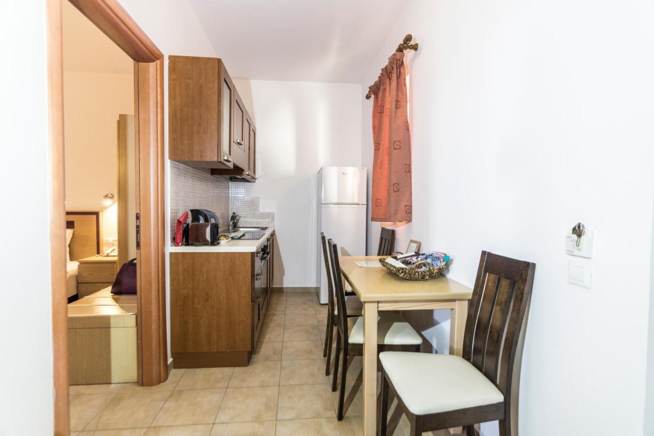 Lindos Blue Sky Aparthotel Екстериор снимка